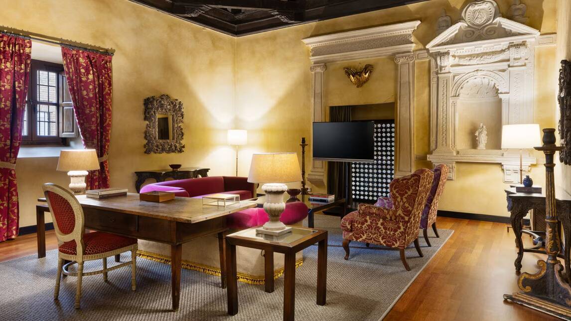  Bishop Suite