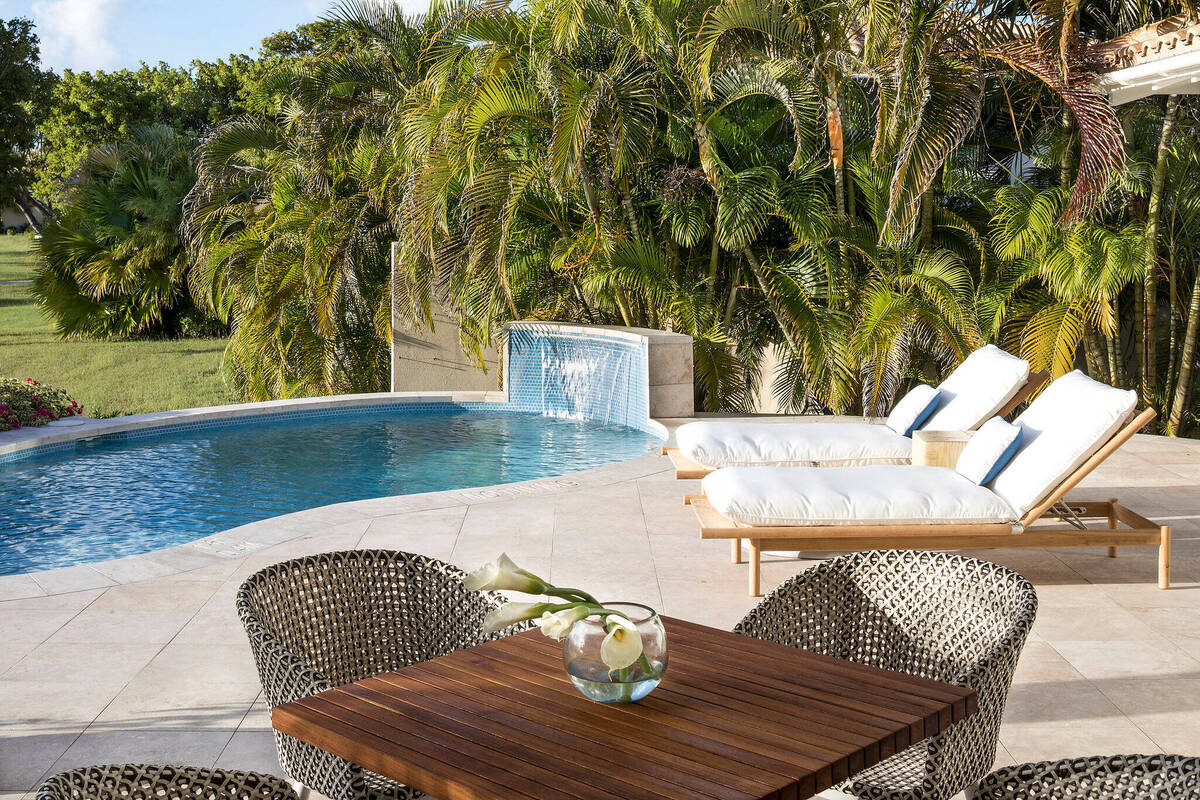 OCEAN POOL COTTAGE