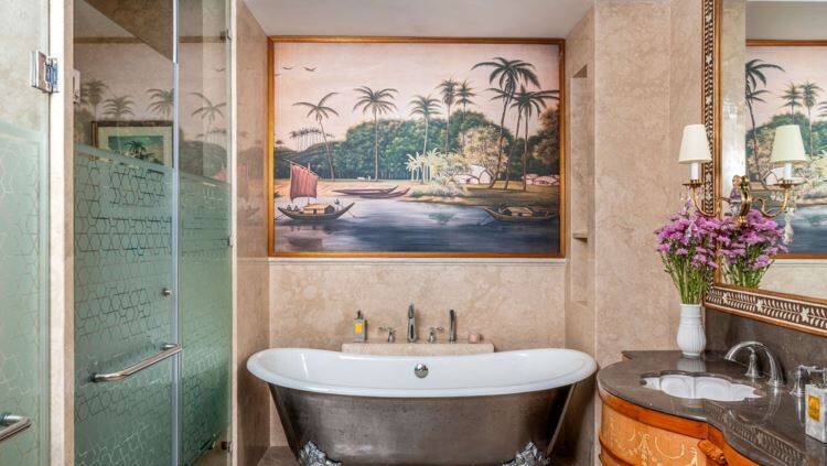 LAKESHORE SIGNATURE - NON ISLAND ROOM