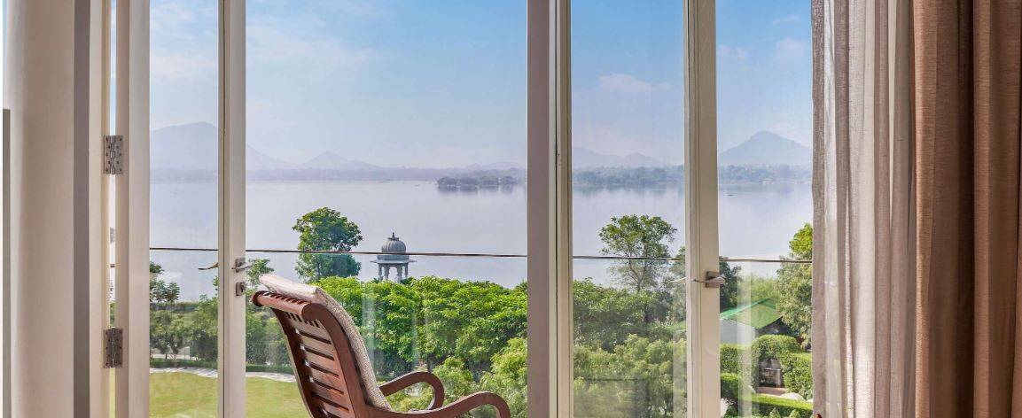 FLAMINGO SIGNATURE ROOM WITH BALCONY TWIN BED