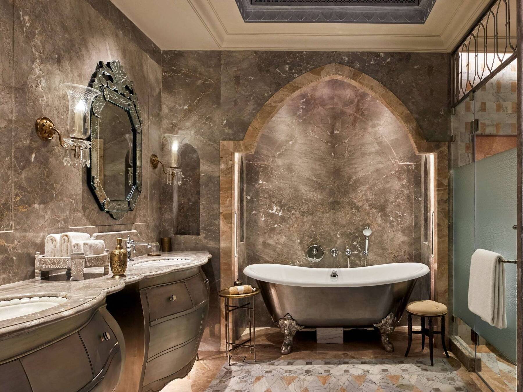  Landmark Room with Plunge Pool King