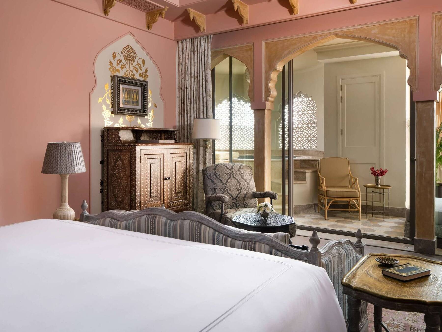  Landmark Room with Plunge Pool King