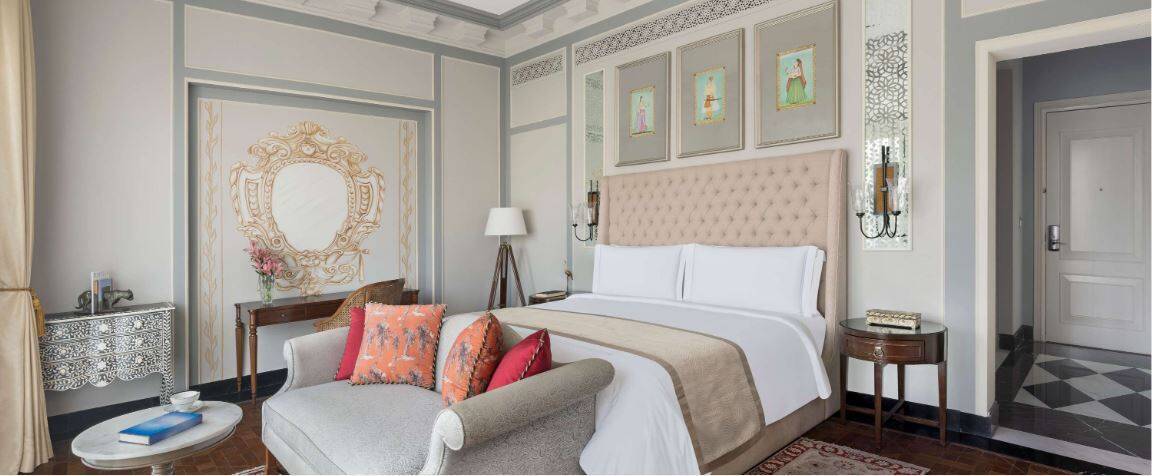 FLAMINGO SIGNATURE ROOM WITH PLUNGE POOL KING