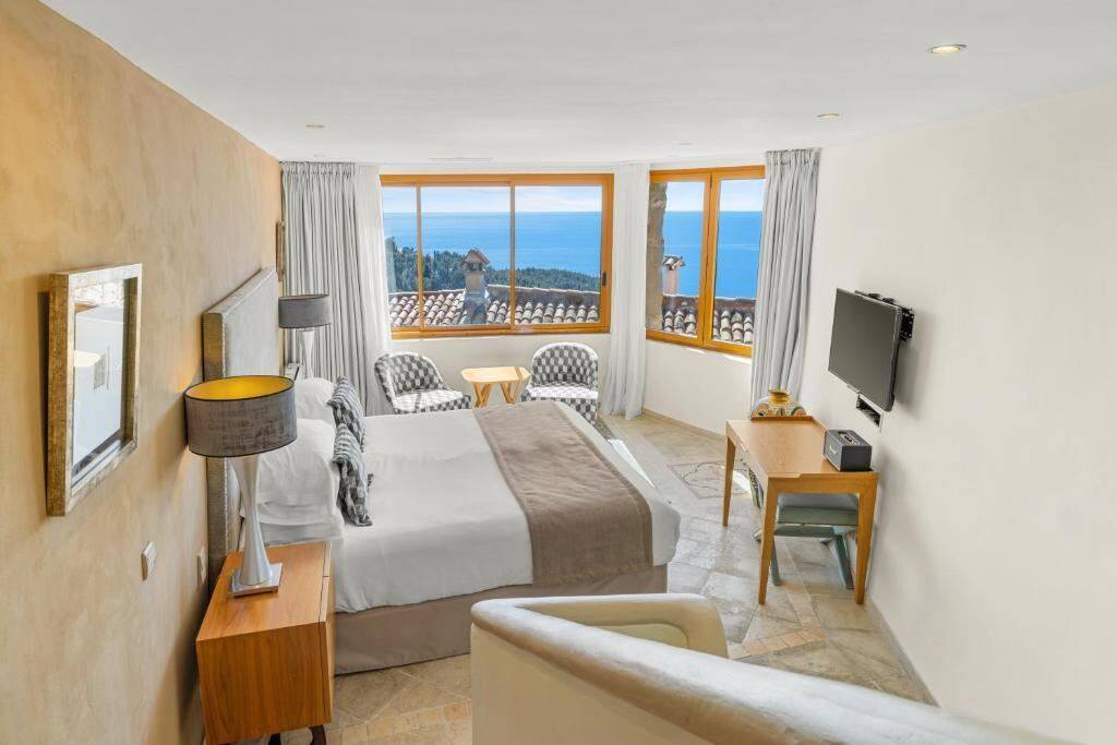Elegance Room