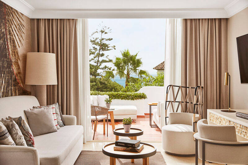 Deluxe Junior Suite Partial Sea View