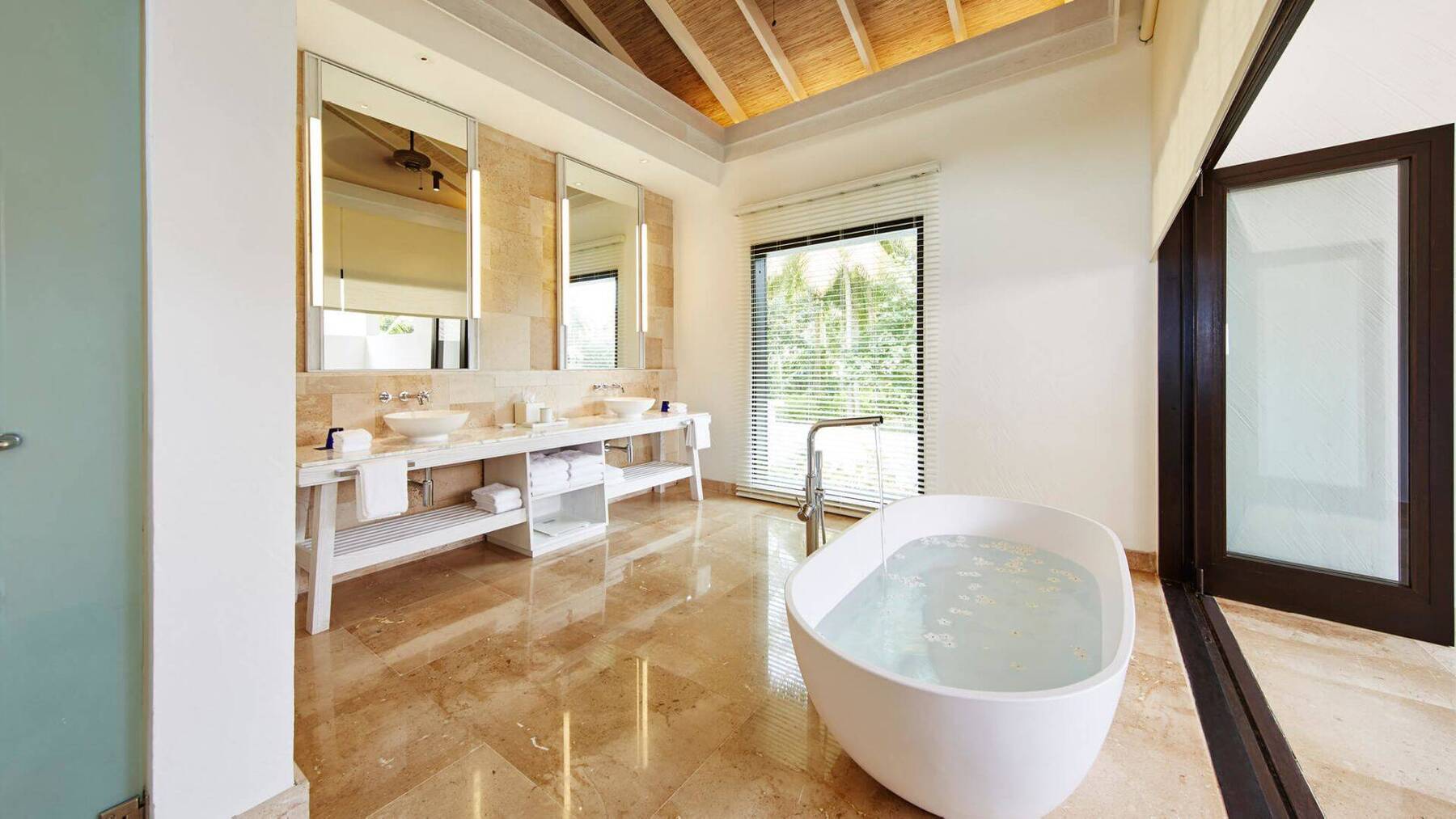 COMO RESIDENCE
