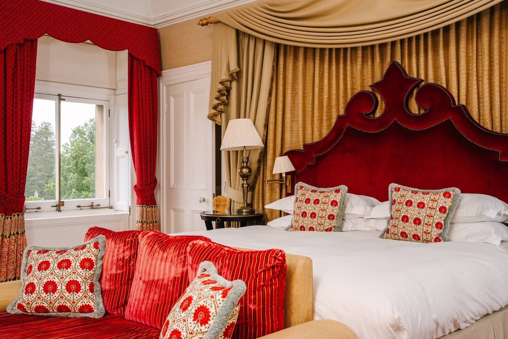 Mansion Deluxe Room