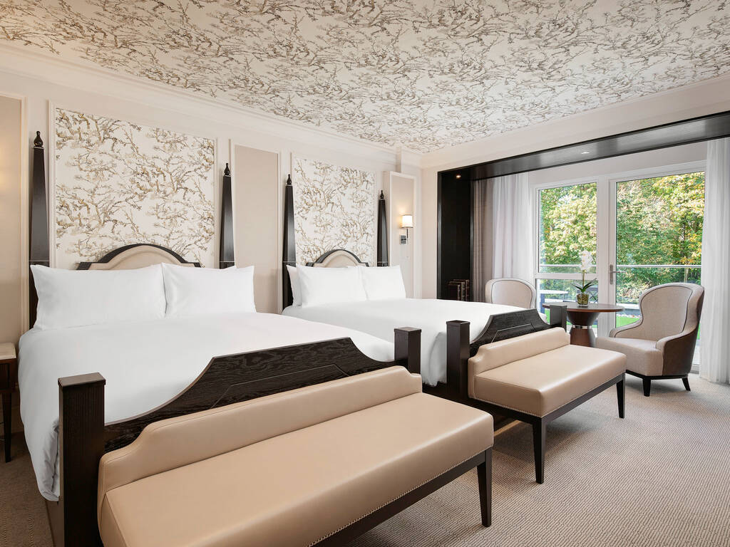 DELUXE DOUBLE DOUBLE BALCONY ROOM
