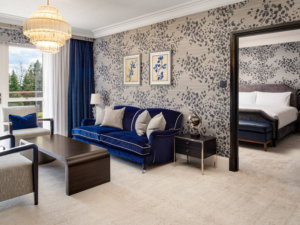 FAIRMONT ONE BEDROOM BALCONY SUITE