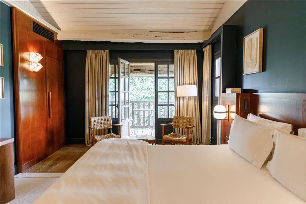 Prestige Room