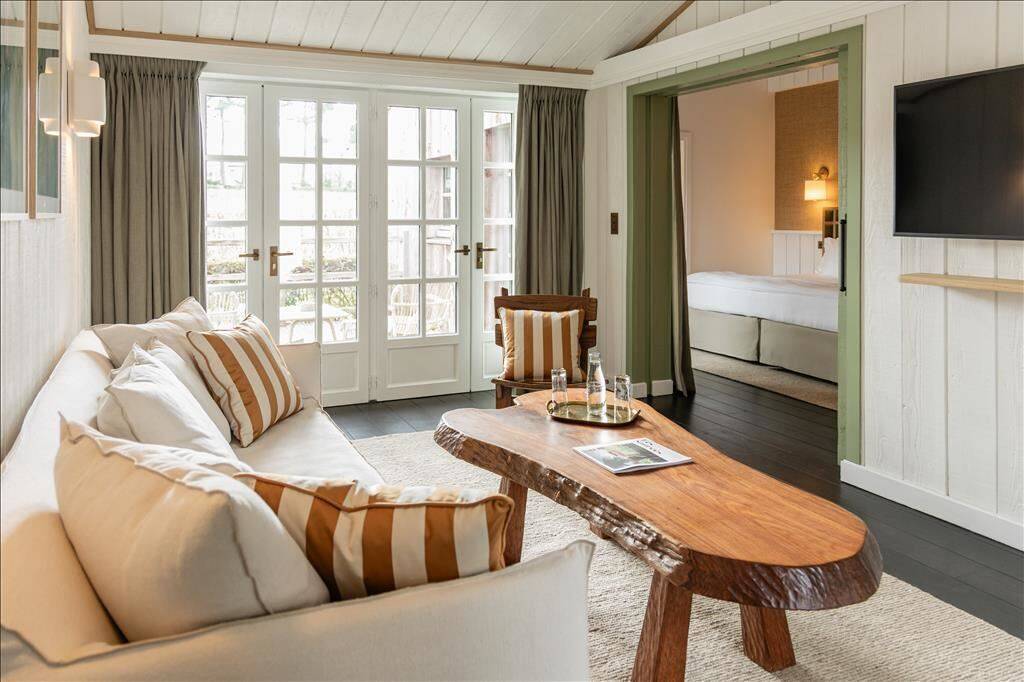 Signature Suite