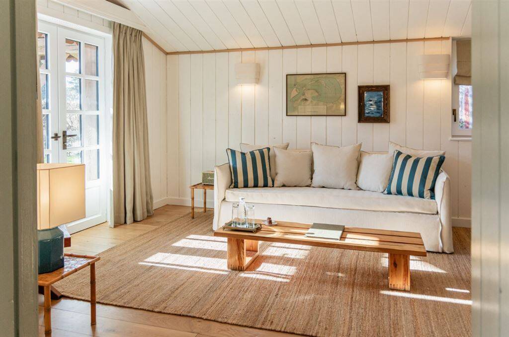 Signature Suite