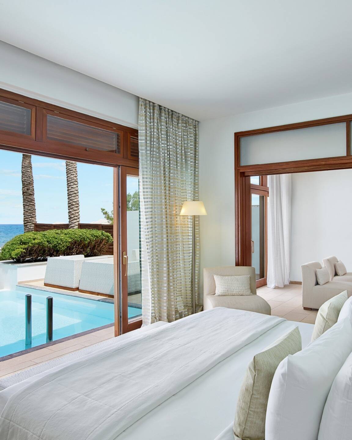 TWO BEDROOM VILLA WATERFRONT WITH PRIVATE POOL