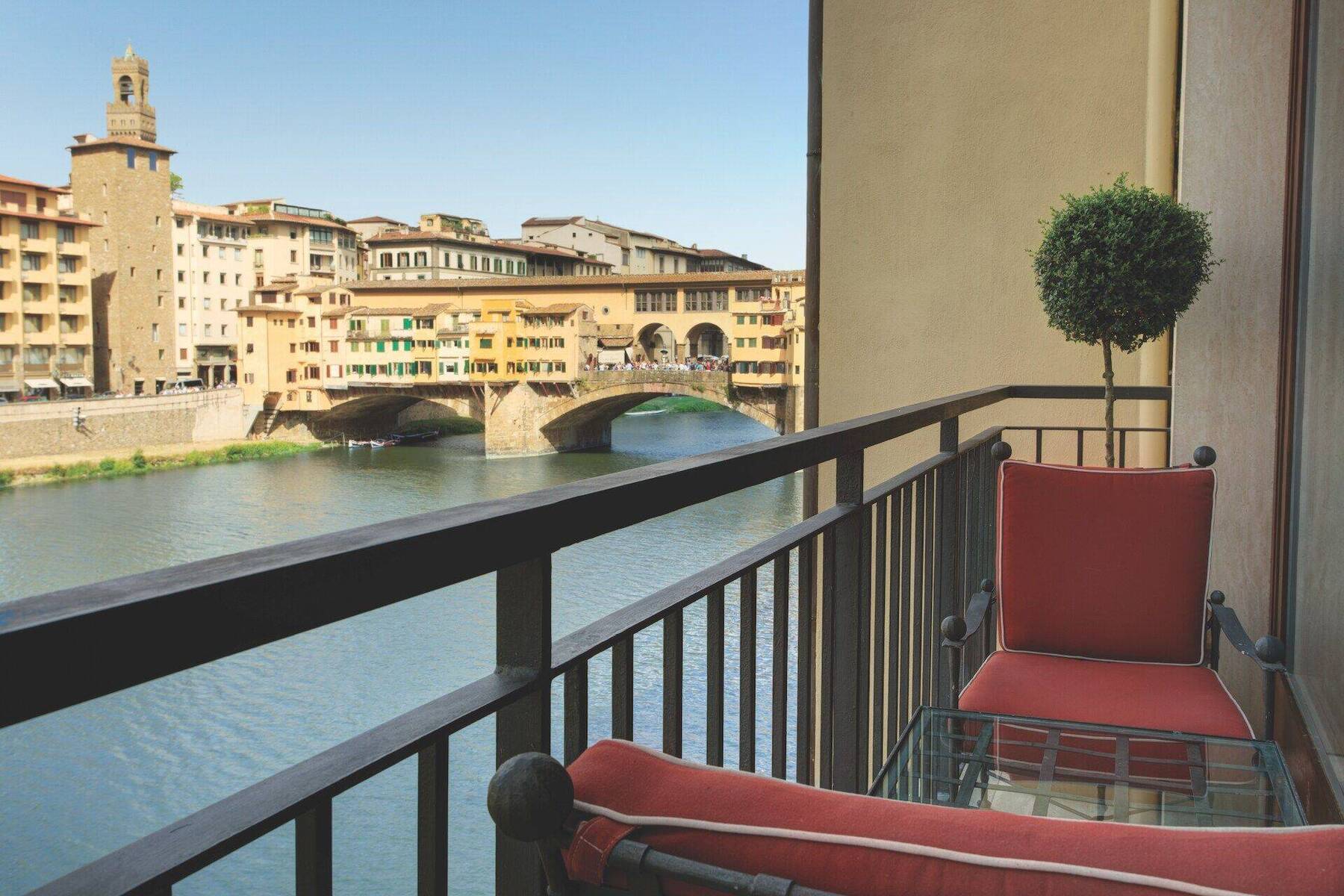 Signature Suite River View