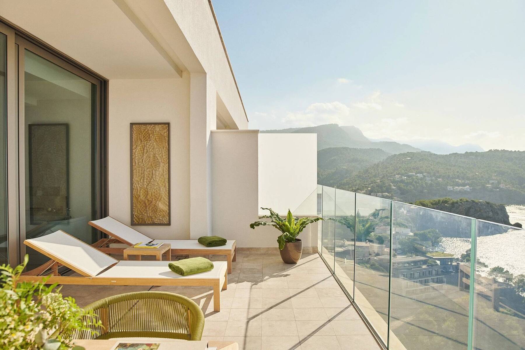 Two Bedroom Sea View Suite with Grand Terrace