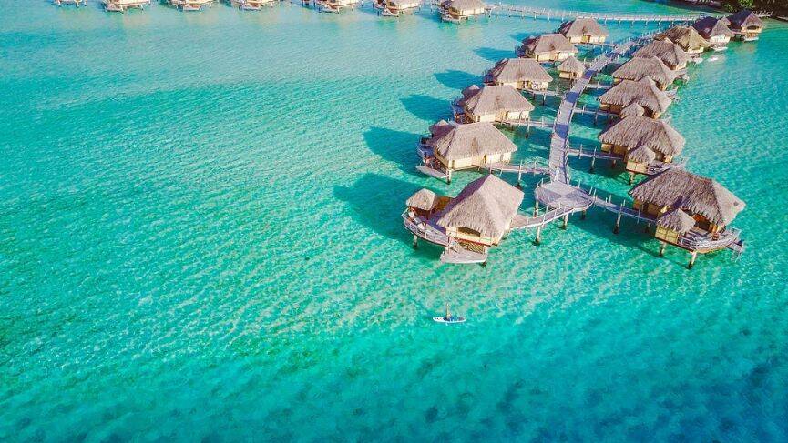 Taha'a Premium Overwater Suite