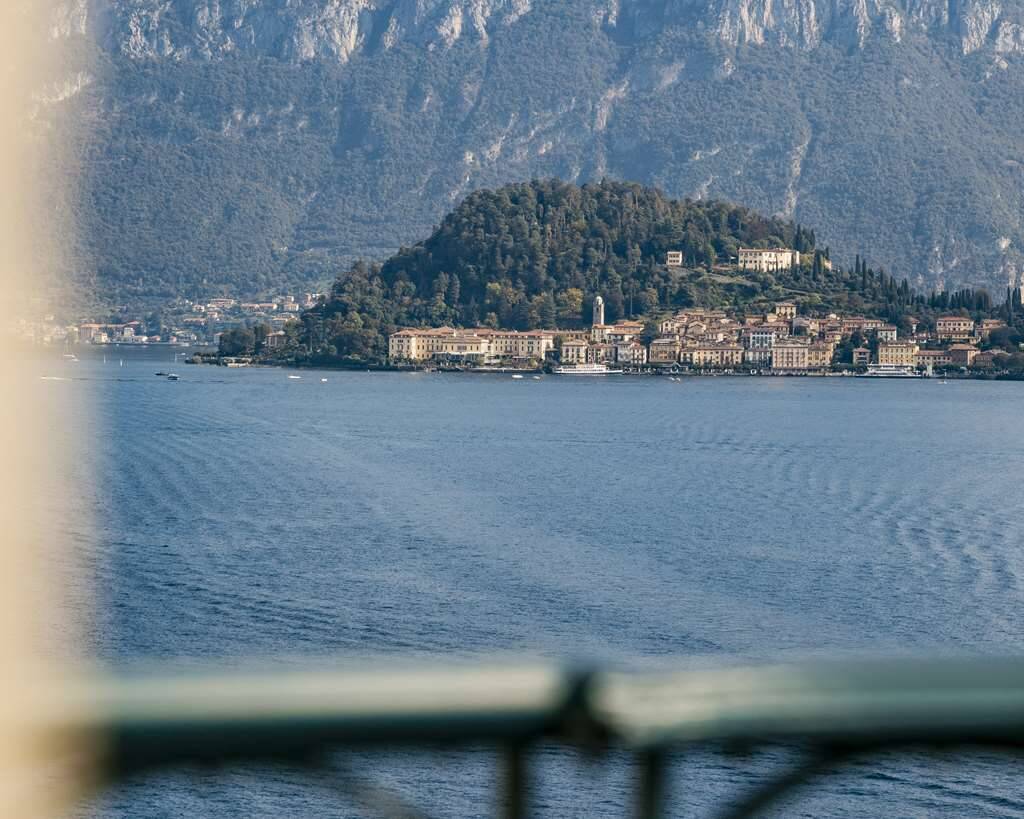 Lake View Deluxe Room