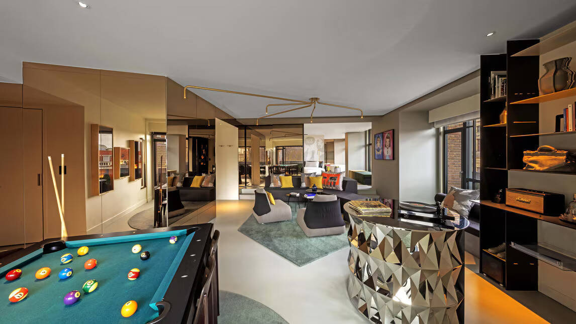 Penthouse I Exchange 