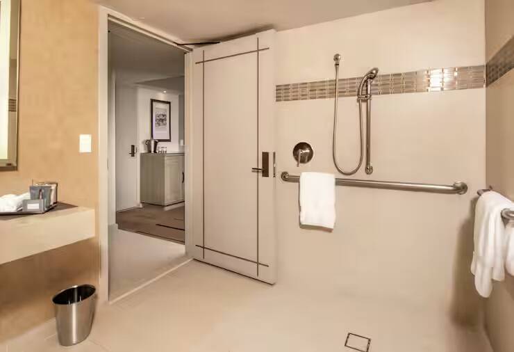 Ocatilla Two Queen Bed Hearing Accessible
