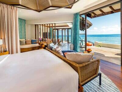 Ocean Pool Suite