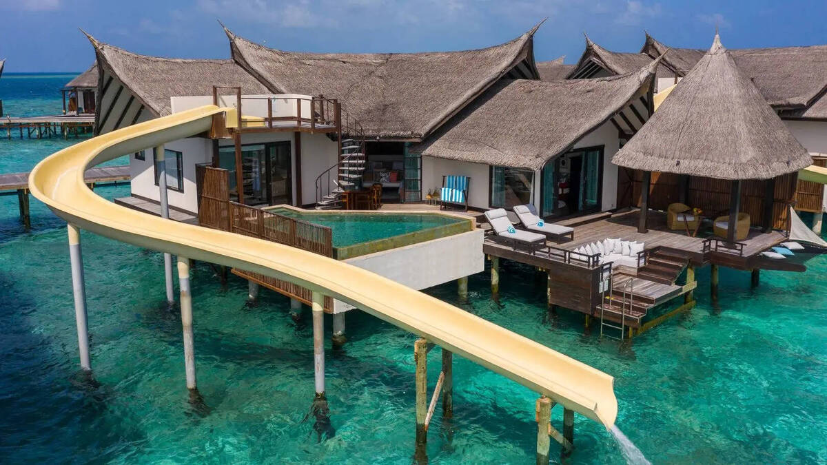 Ocean Pool Suite with Slide