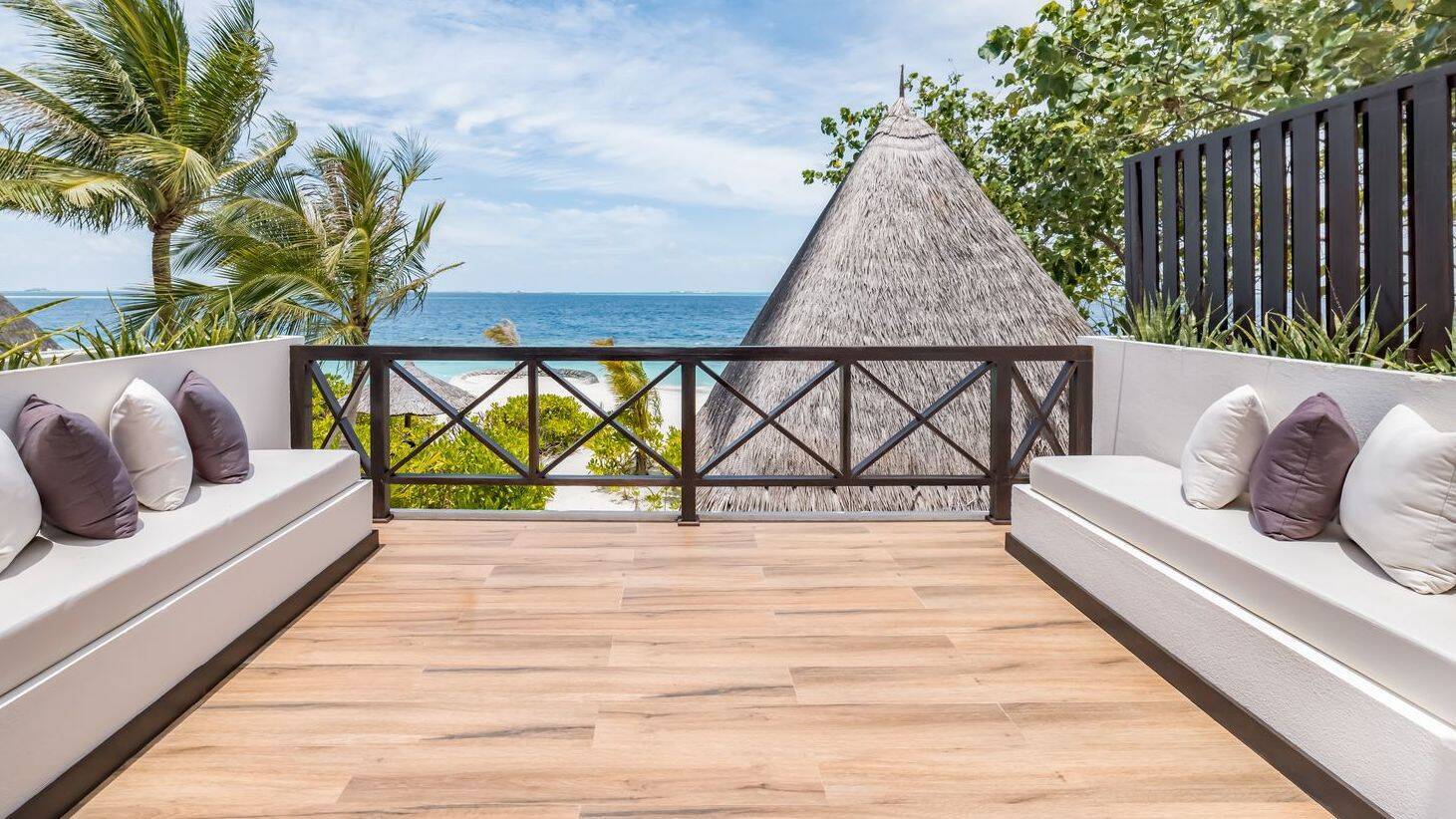 Earth Pool Reserve Three Bedroom