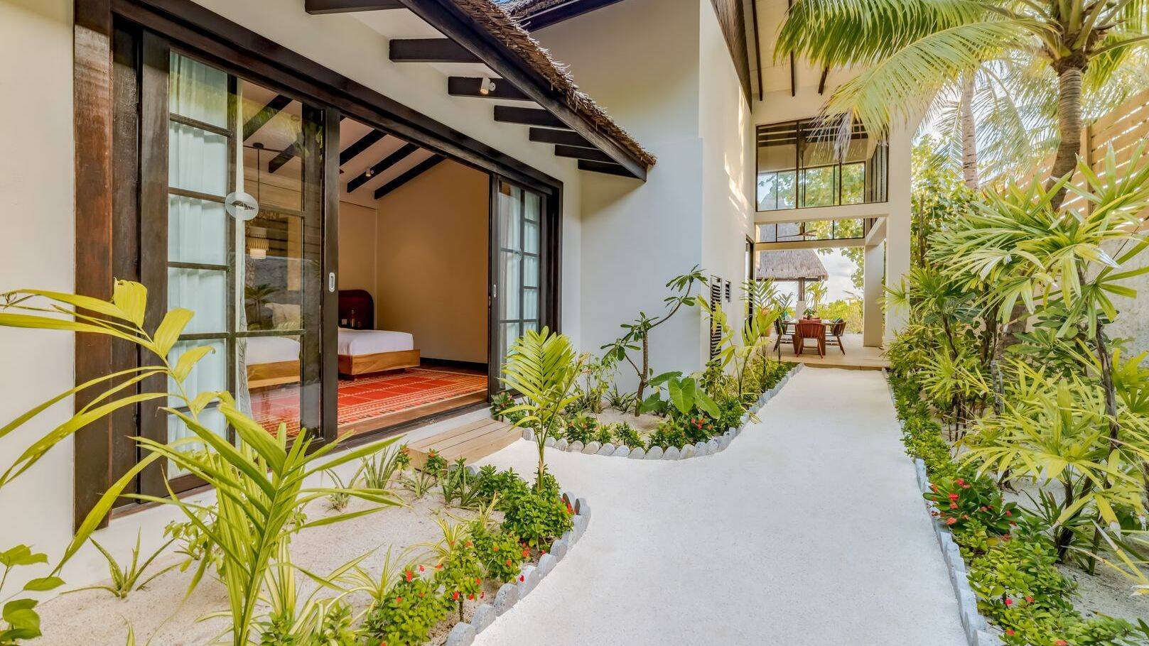 Earth Pool Reserve Three Bedroom