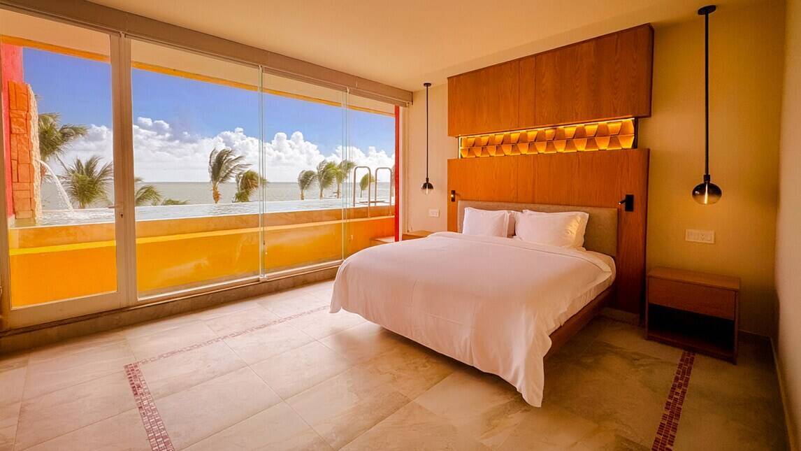 Butler Service Chairman Three Bedroom Signature Suite Oceanfront Private pool