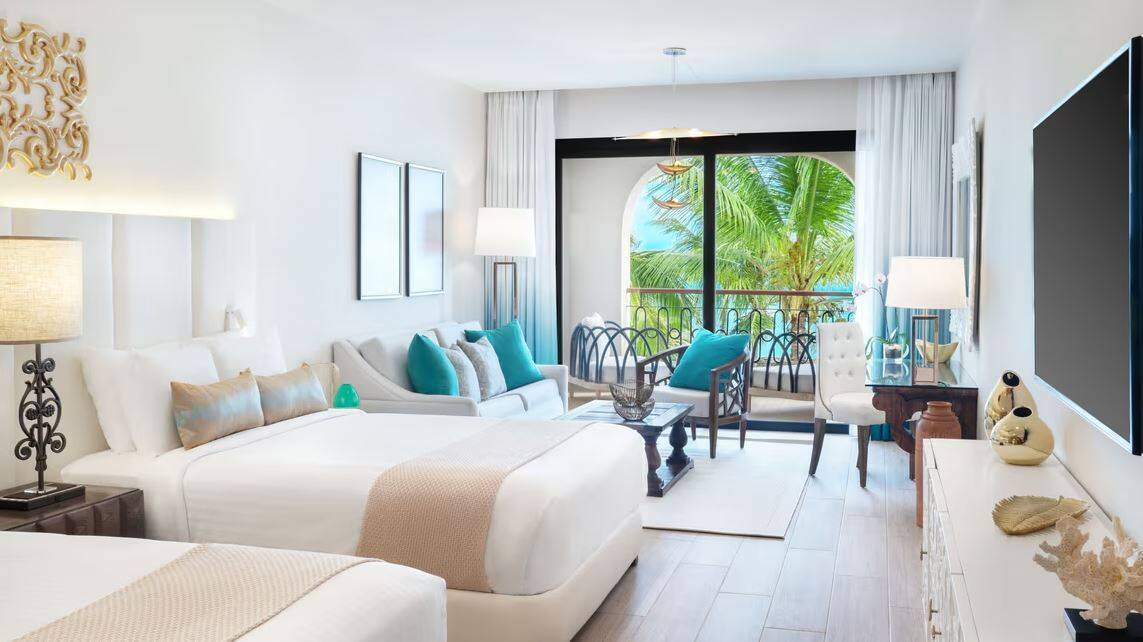 LUXURY JUNIOR SUITE QUEEN