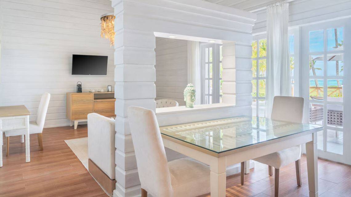 KING & QUEEN VILLA