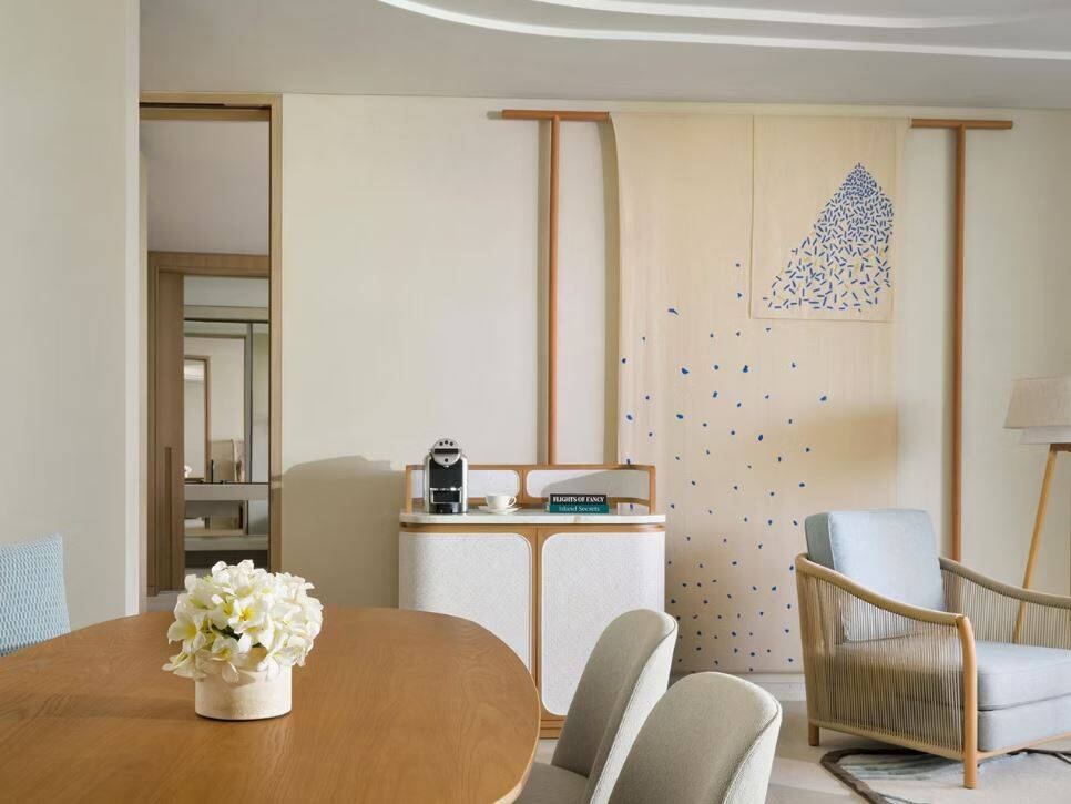 ONE BEDROOM SUITE BEACHFRONT