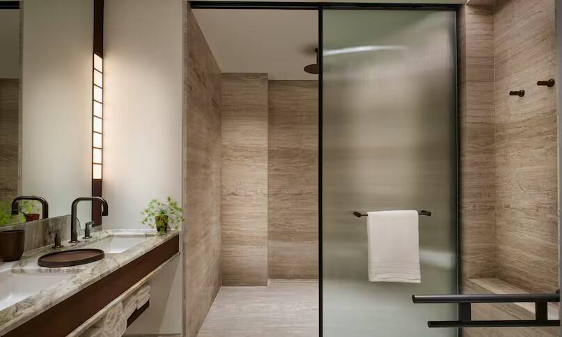 Twin Accessible Deluxe Room 