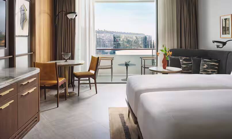 Twin Deluxe Room with Acropolis View-balcony