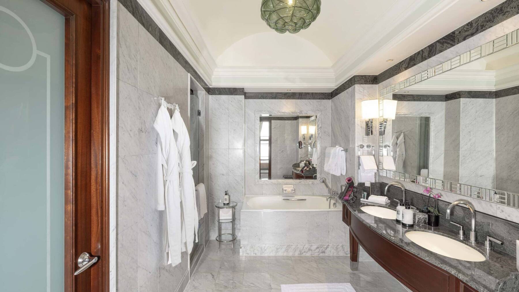 One Bedroom Bosphorus Palace Suite