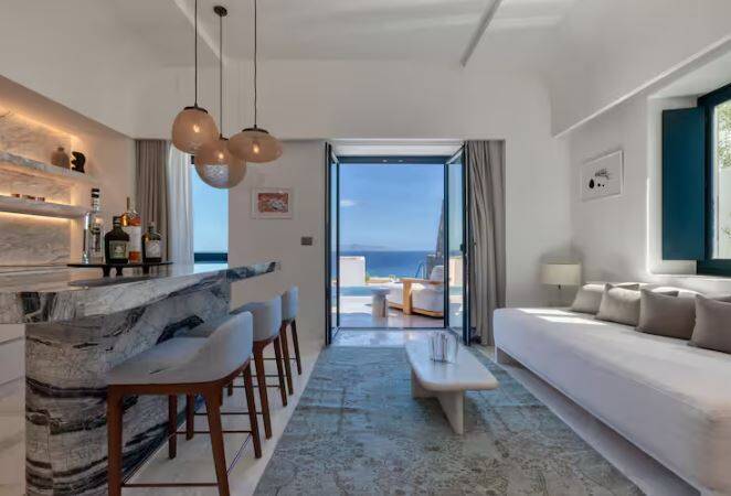 ETHERIO VILLA WITH SEA VIEW AND POOL