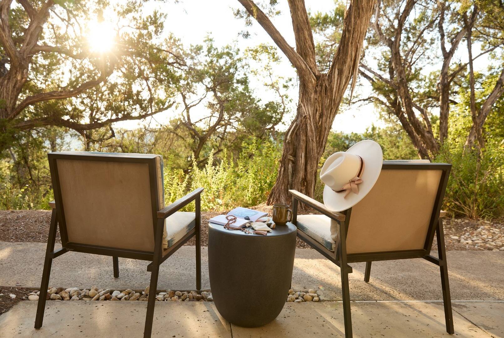 BALCONES RETREAT KING ROOM (FIRST FLOOR)
