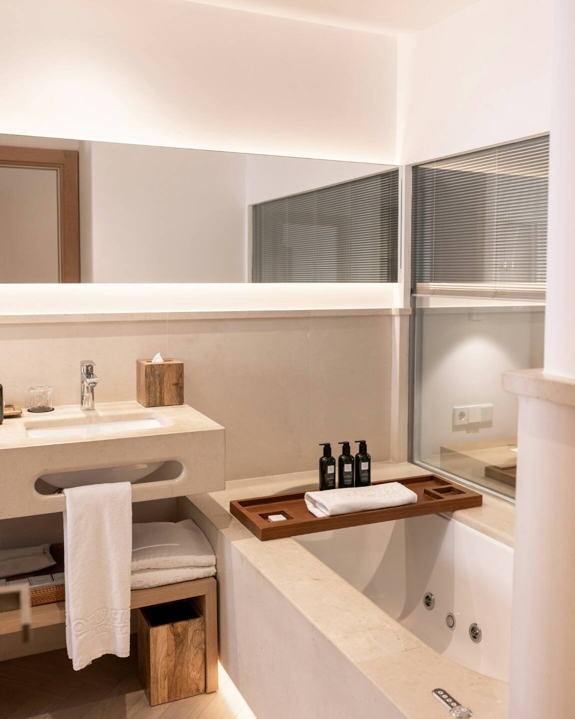 NOBU PREMIUM JUNIOR SUITE 
