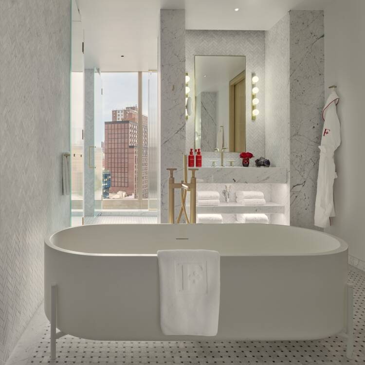 CHELSEA ONE BEDROOM SUITE 
