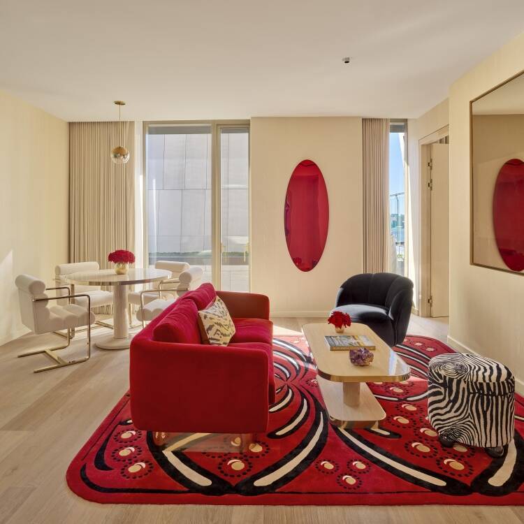 CRYSTAL TWO BEDROOM SUITE