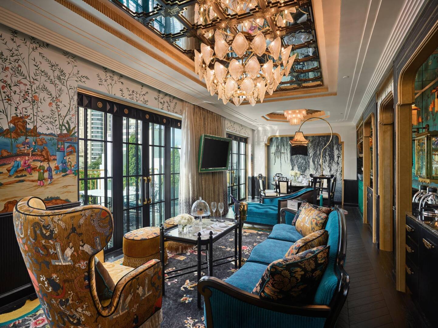 GRAND OPERA SUITE