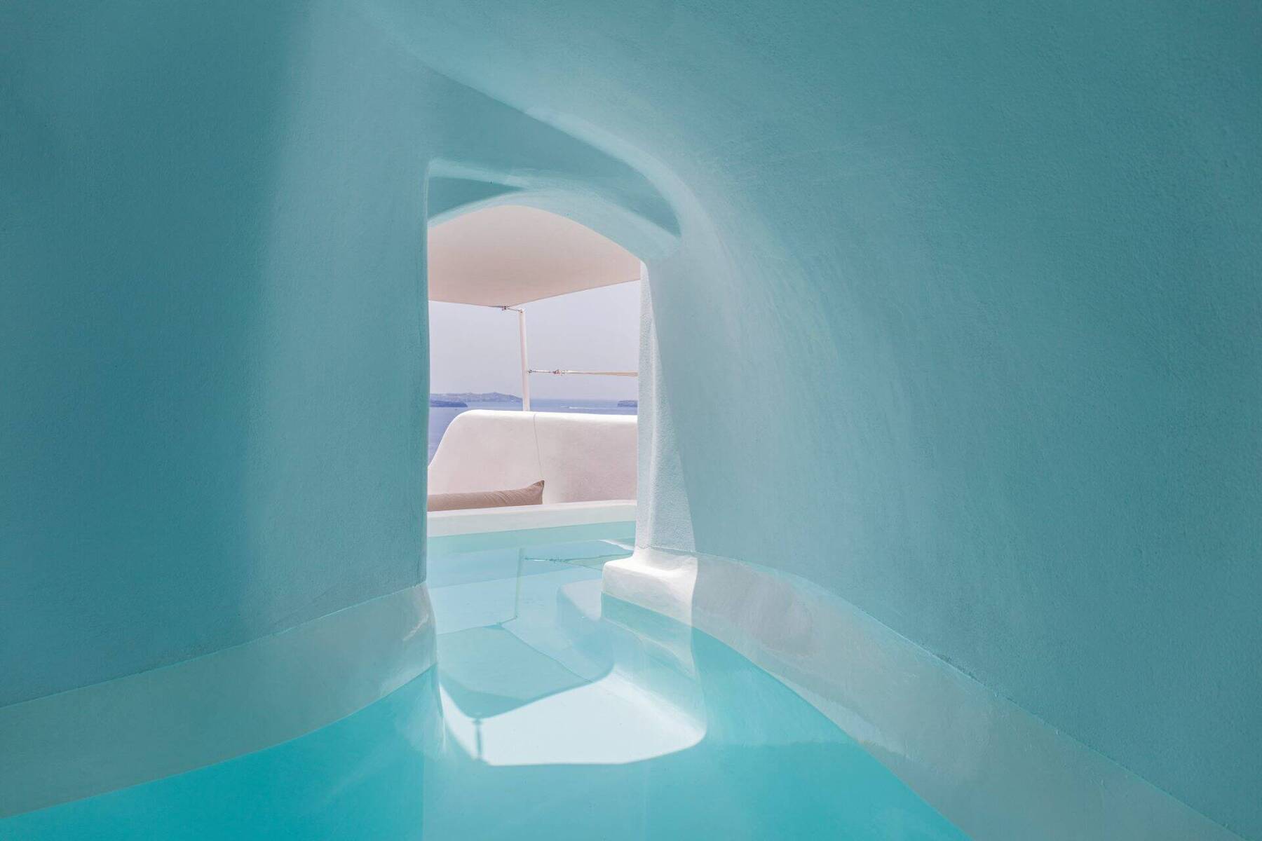 River Pool Suite