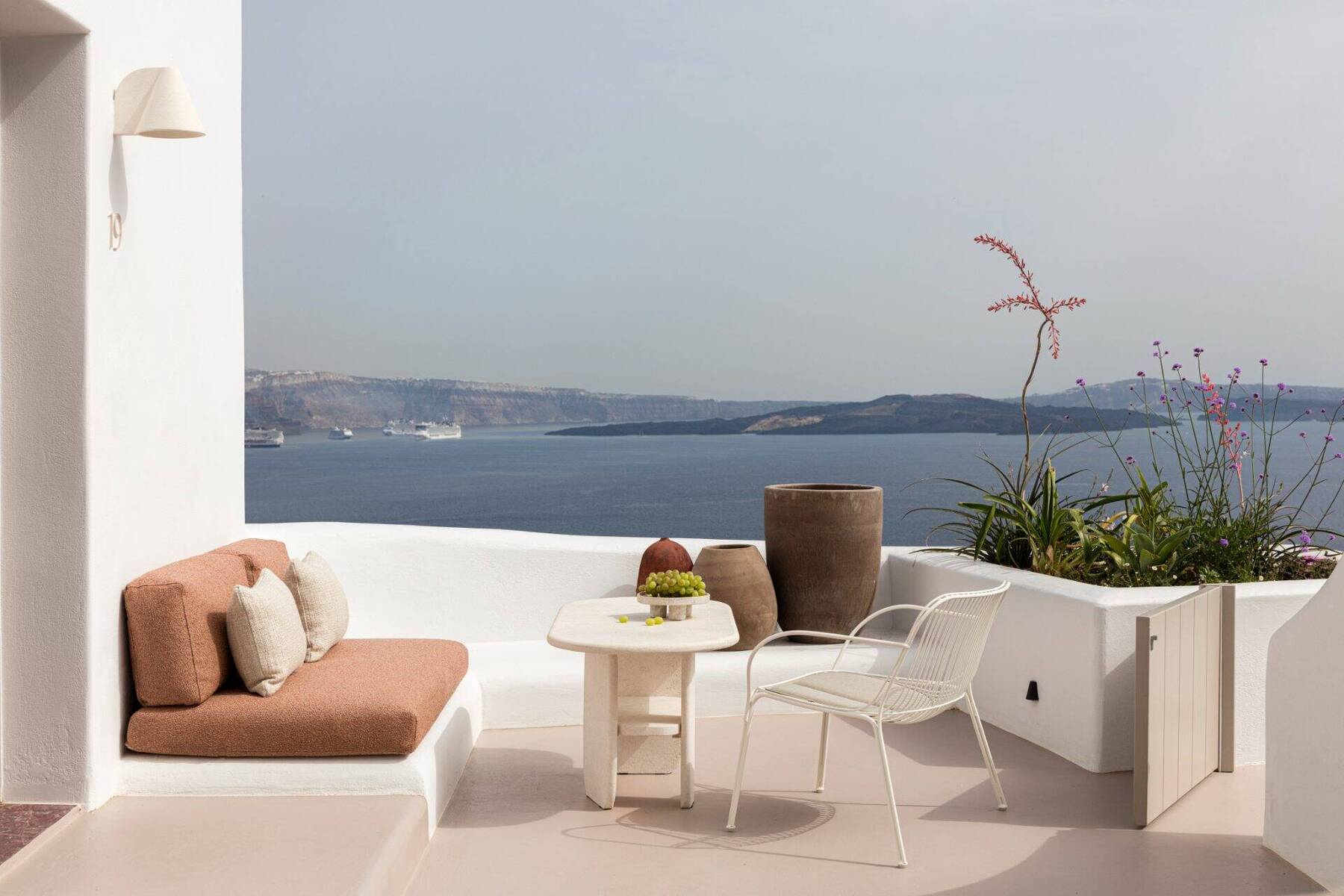 River Pool Suite