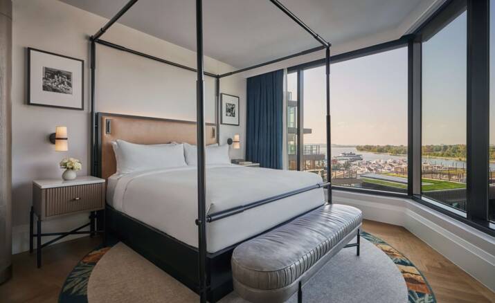 Deluxe River View One Bedroom Suite