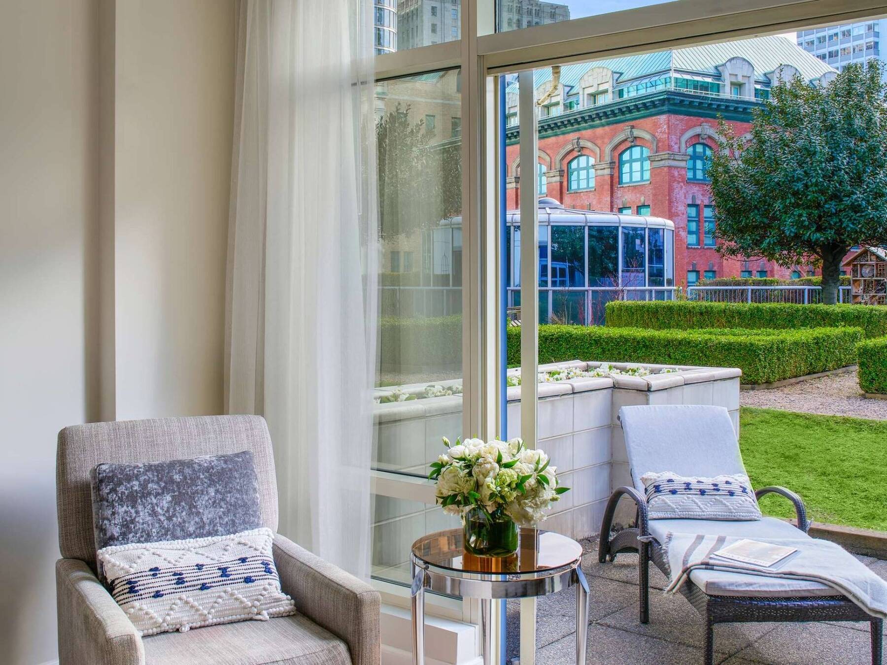 Fairmont Terrace King