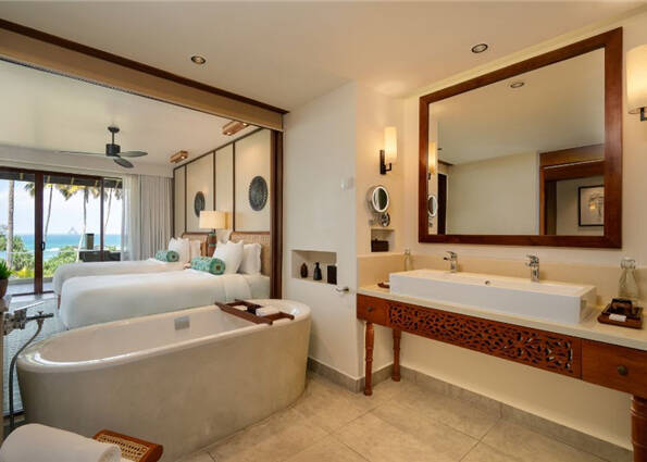 Panoramic Ocean View Room King