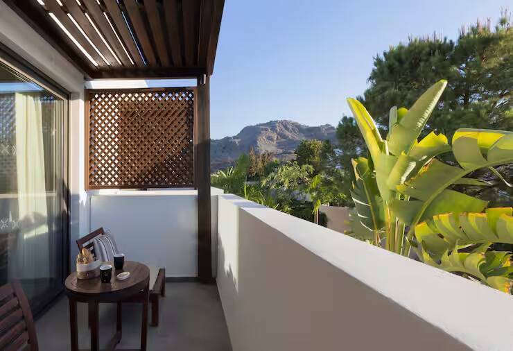 King Tropical Zen Bungalow Suite