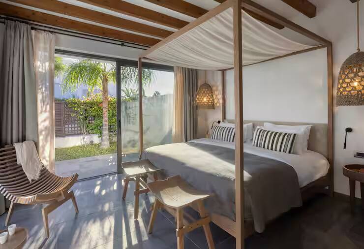 King Tropical Zen Bungalow Suite with Private Pool
