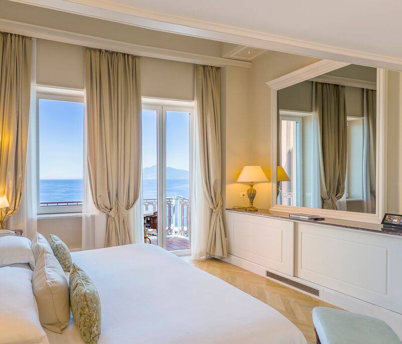 Be Excelsior Two Bedroom Suite