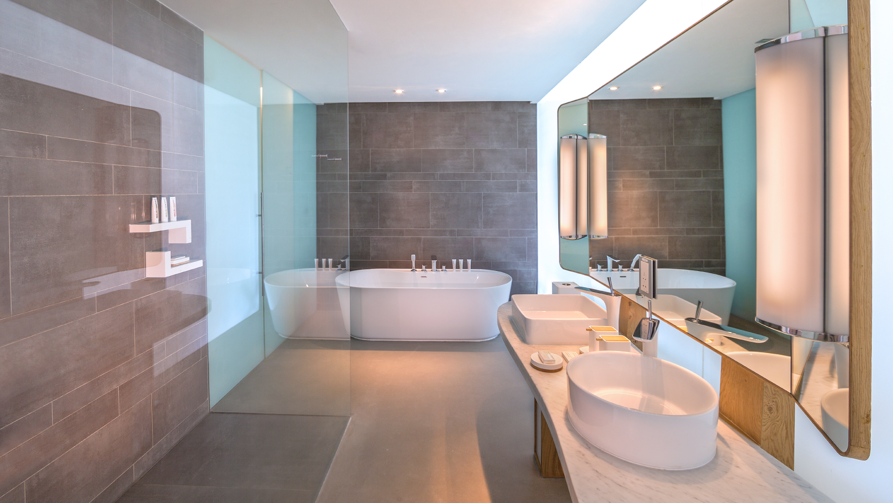 Luux Pool Access King Room