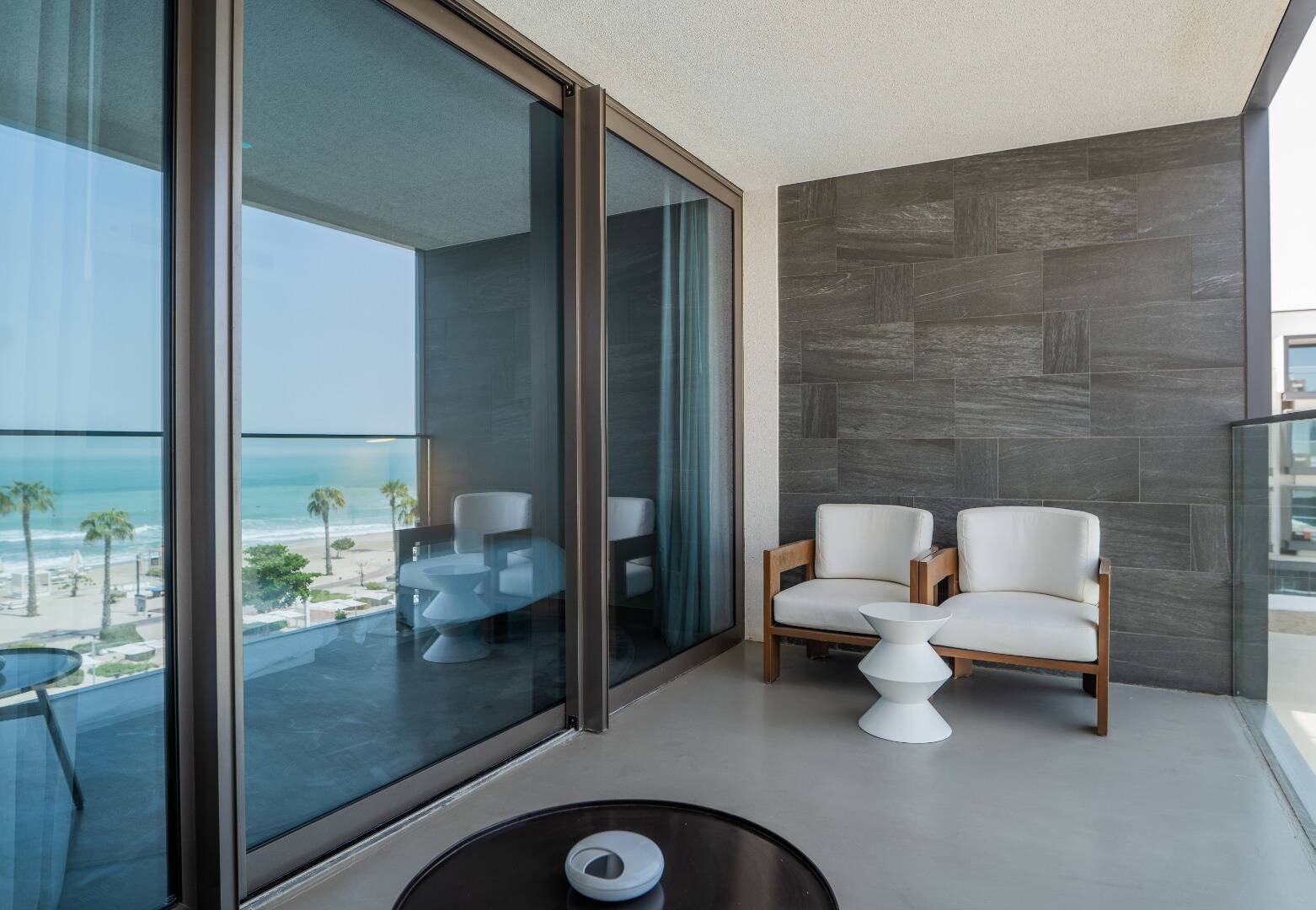Covet King Sea View Room